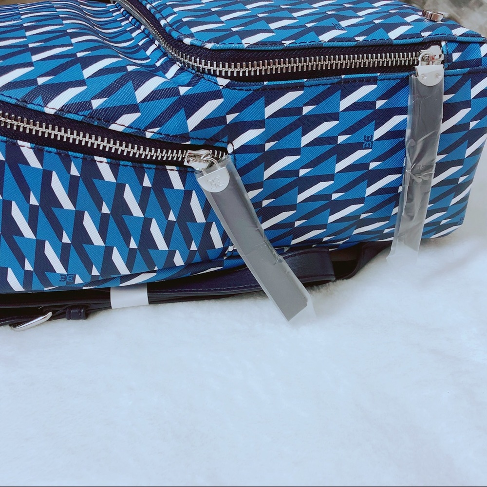 Sam Edelman Gabrina Backpack - Picture 6 of 8